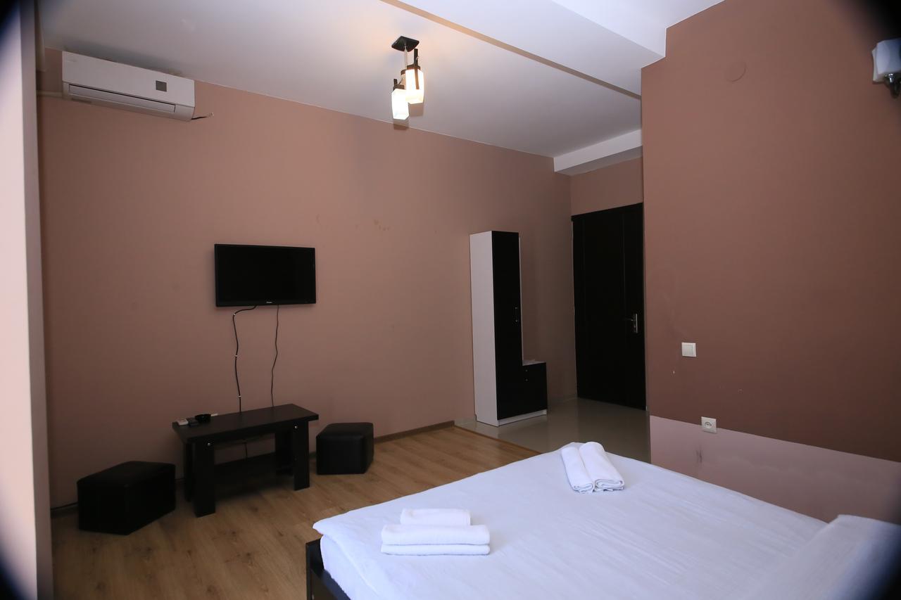 Hotel Polo Tbilisi Luaran gambar