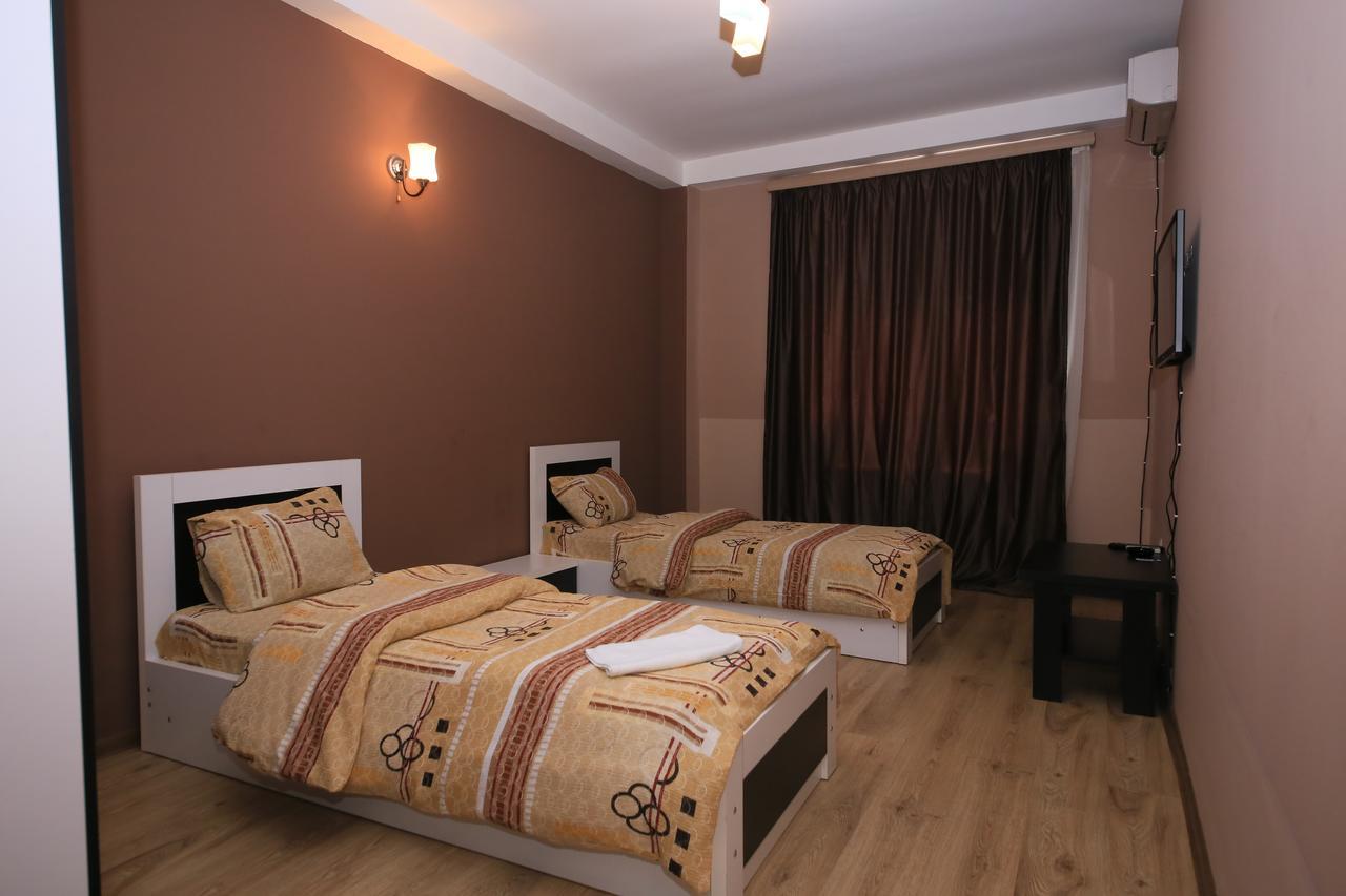 Hotel Polo Tbilisi Luaran gambar