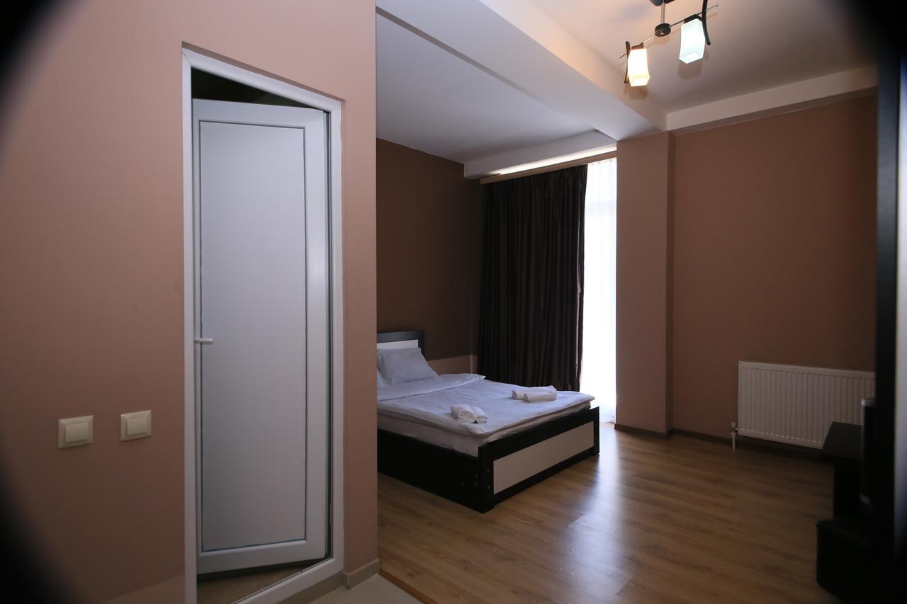 Hotel Polo Tbilisi Luaran gambar