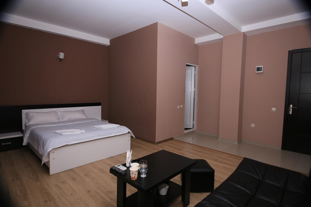 Hotel Polo Tbilisi Luaran gambar